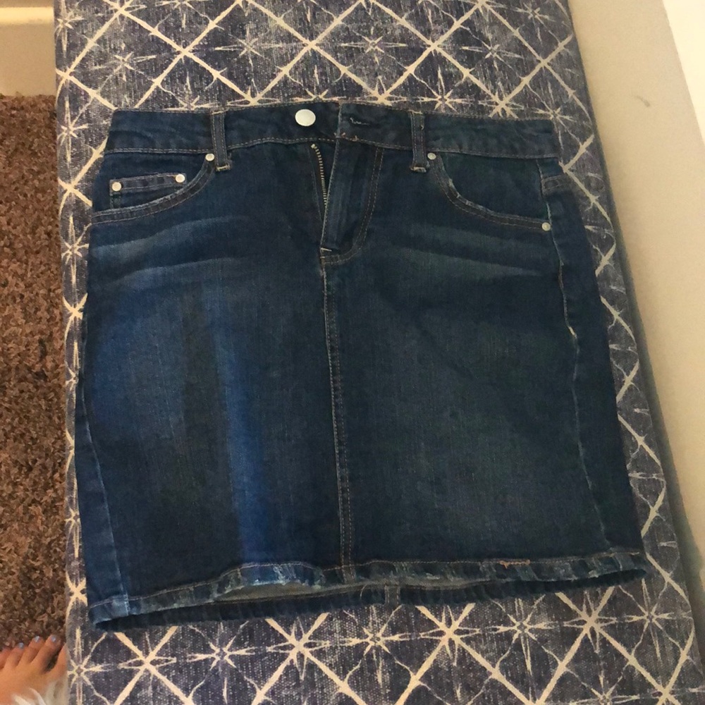 Cute mini denim skirt